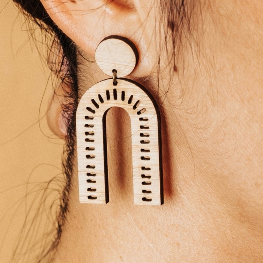 Wild Cloud Gala Arch Statement Earrings Bamboo Wood 2” Boho Festival Earthy NWT